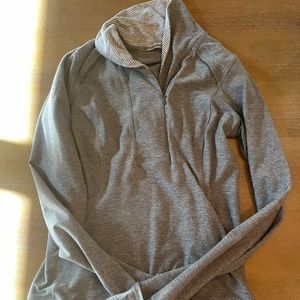 Lululemon gray pullover